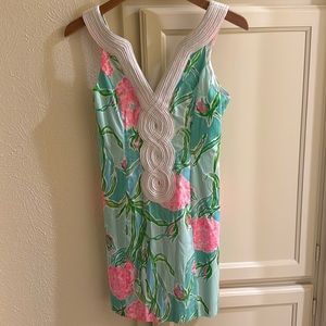 Lilly Pulitzer dress. Size 0. Excellent condition.
